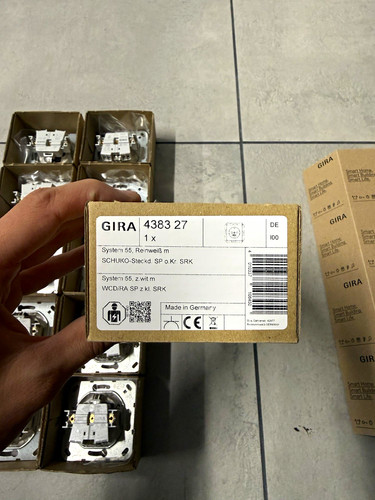 Gira 4383 schuko steckdosen - 4383, 27